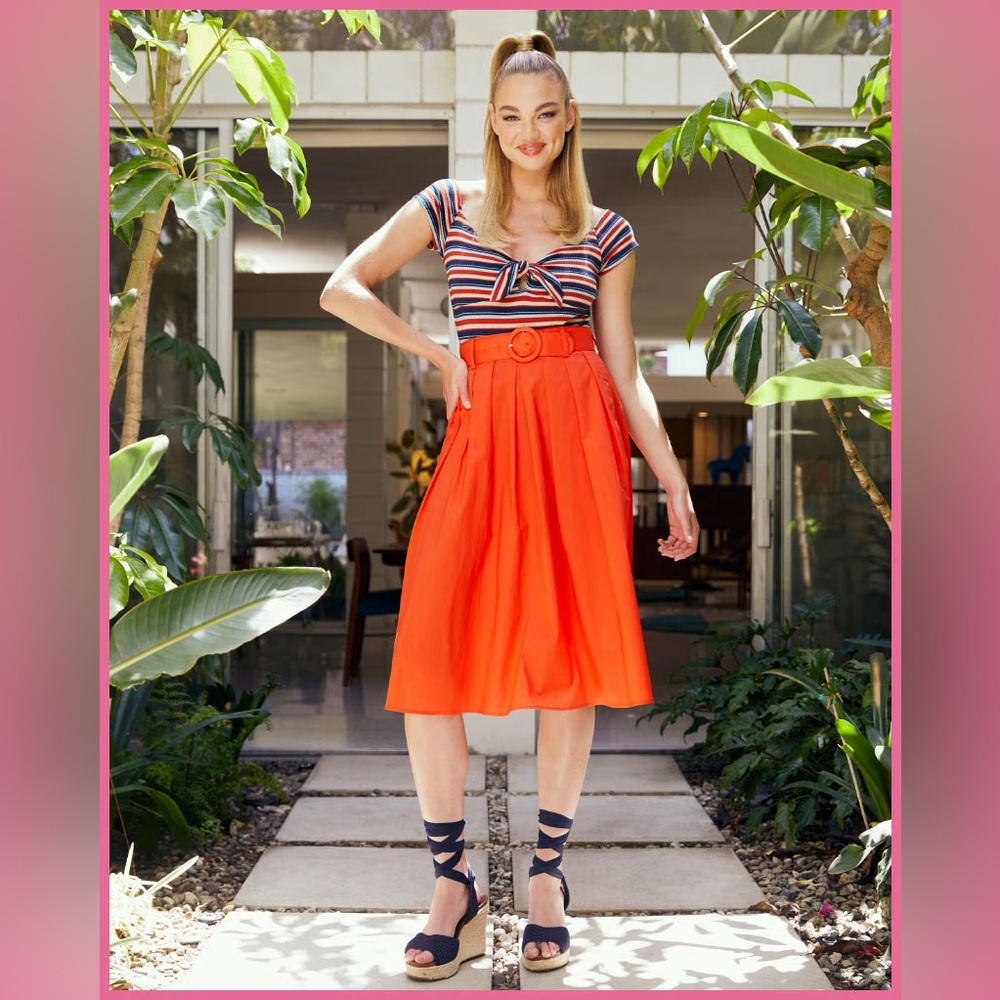ModCloth × Barbie Posh For Picnics Pleated A-Line Skirt Size 2